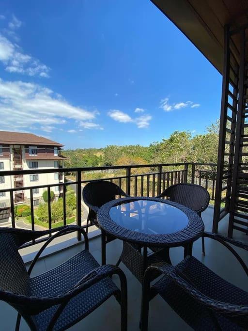 Апартаменты Anvaya Cove Penthouse Unit 10-2 Br. Моронг Экстерьер фото